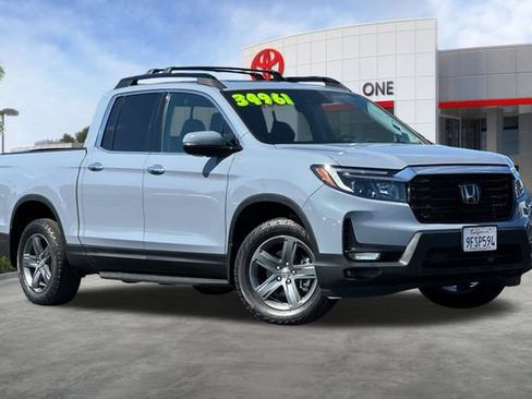 Used 2023 Honda Ridgeline RTL-E image 2