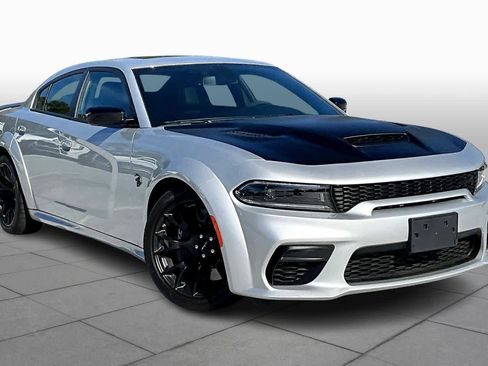 Used 2023 Dodge Charger SRT Hellcat w/ Harman/Kardon Audio Group image 2