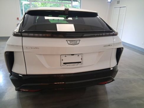 Certified 2024 Cadillac Lyriq Sport AWD/4WD image 12