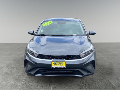 Used 2022 Kia Forte LXS FWD image 8