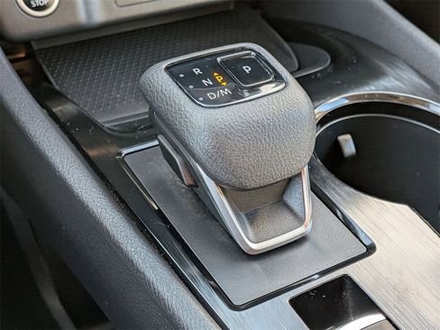 Used 2023 Nissan Rogue SV image 15