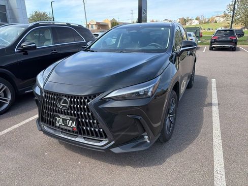 Used 2025 Lexus NX 350h AWD w/ Accessory Package (2T) image 9