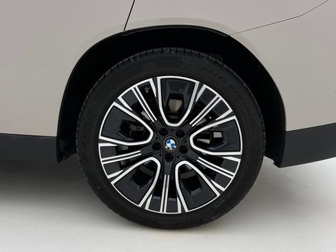 Certified 2025 BMW X3 xDrive30i w/ Premium Package image 27