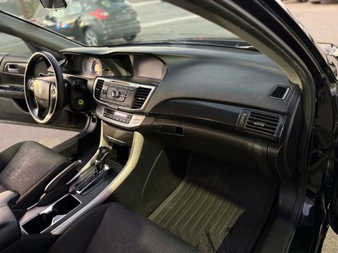 Used 2015 Honda Accord Sport image 28