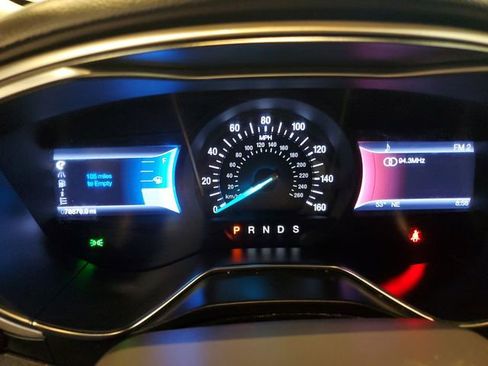 Used 2013 Ford Fusion SE image 16