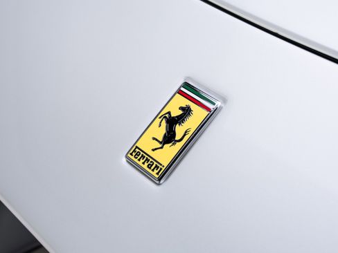 Used 2020 Ferrari 488 Pista Spider image 18