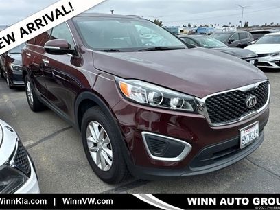 Certified 2017 Kia Sorento LX w/ LX Convenience Package