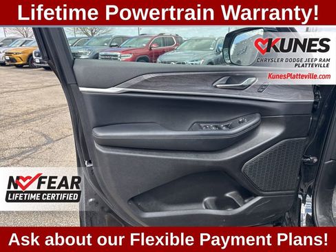 Used 2024 Jeep Grand Cherokee L Limited w/ Trailer Tow Package image 12