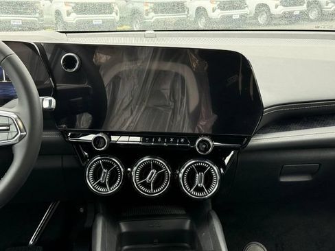 New 2026 Chevrolet Blazer EV LT FWD image 9