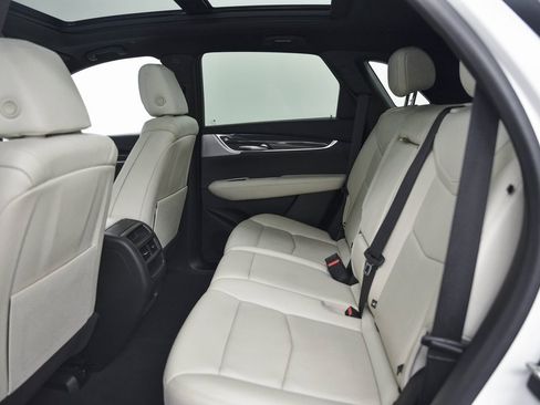 Used 2023 Cadillac XT5 Sportv image 12