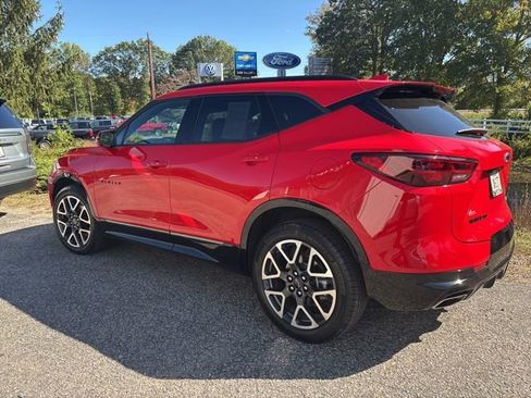 Used 2024 Chevrolet Blazer RS w/ Enhanced Convenience Package image 6