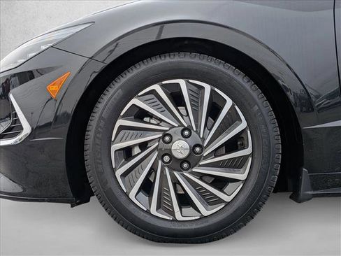 Used 2021 Hyundai Sonata Limited image 24