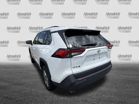 Used 2022 Toyota RAV4 XLE FWD image 8