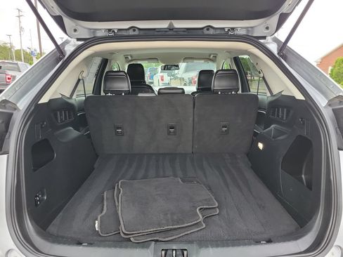 Certified 2023 Ford Edge SEL AWD/4WD image 8
