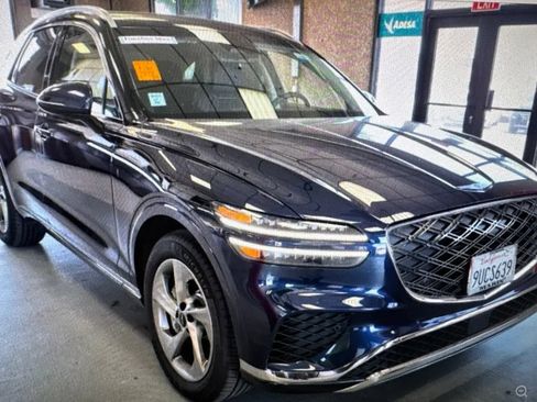 Used 2026 Genesis GV70 2.5T AWD/4WD image 3