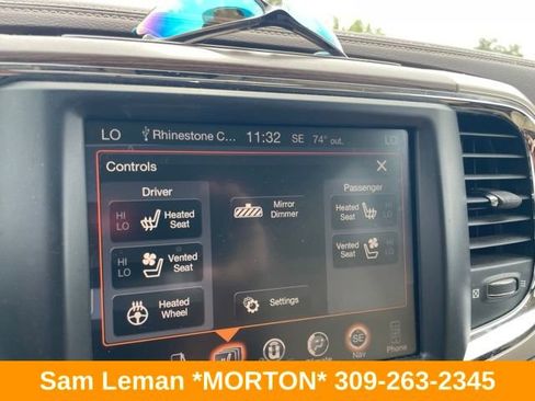 Used 2015 RAM 1500 Laramie w/ Convenience Group AWD/4WD image 10
