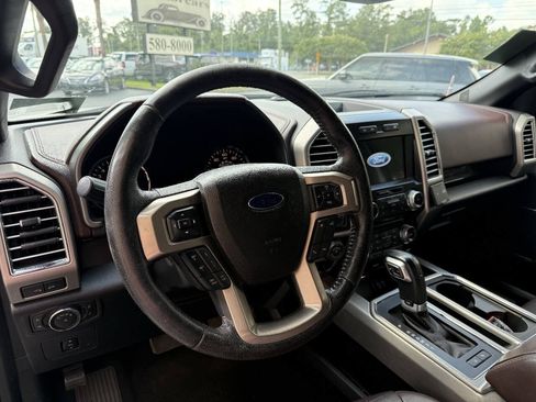 Used 2016 Ford F150 Platinum w/ Equipment Group 701A Luxury AWD/4WD image 6