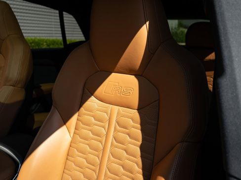 Certified 2024 Audi RS Q8 AWD/4WD image 31