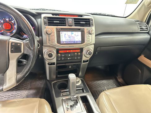 Used 2013 Toyota 4Runner Limited AWD/4WD image 30