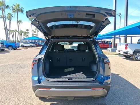 New 2026 Chevrolet Equinox LT w/ LPO, Floor Liner Package FWD image 6