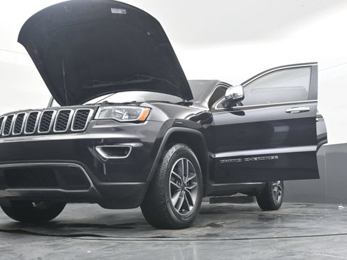 Used 2019 Jeep Grand Cherokee Limited RWD image 40