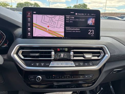 Certified 2024 BMW X3 xDrive30i w/ Premium Package w/ZPA AWD/4WD image 16
