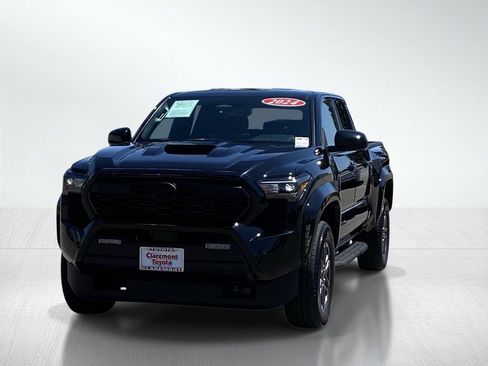Certified 2024 Toyota Tacoma TRD Sport AWD/4WD image 13