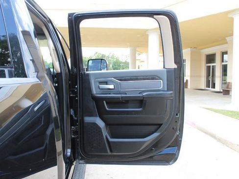 Used 2019 RAM 2500 Big Horn AWD/4WD image 30