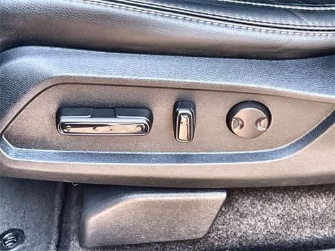 Certified 2024 Honda Pilot Touring image 31