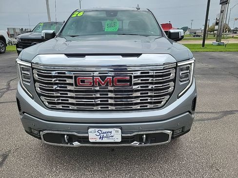 Used 2026 GMC Sierra 1500 Denali w/ Technology Package AWD/4WD image 2