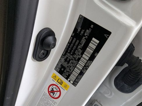 Used 2020 Lexus RX 450h AWD w/ Premium Package image 28