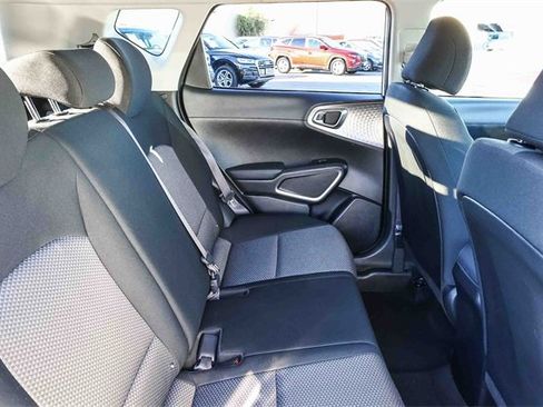 Used 2024 Kia Soul LX w/ Option Group 015 image 19
