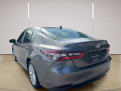 Used 2021 Toyota Camry LE FWD image 6
