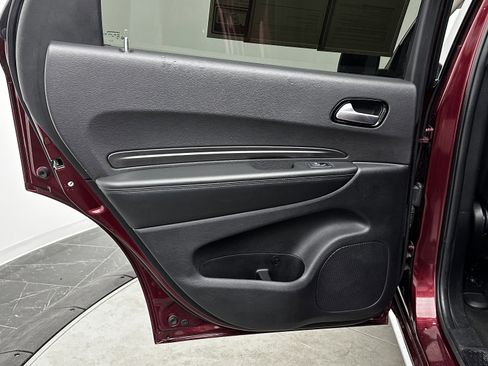 Used 2021 Dodge Durango SXT image 24