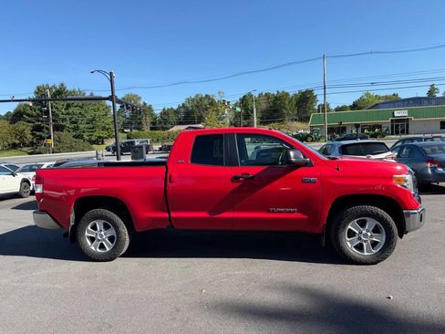 Used 2016 Toyota Tundra SR5 image 3