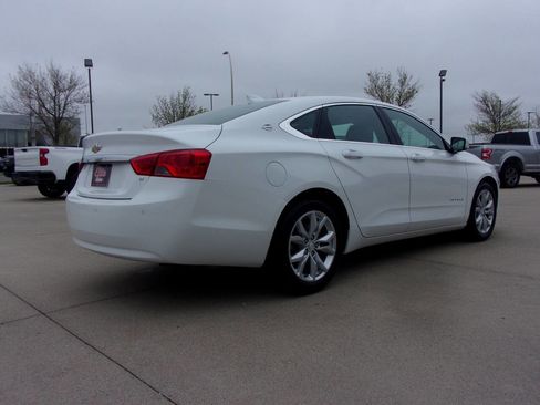 Used 2016 Chevrolet Impala LT w/ Convenience Package FWD image 6
