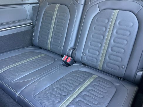Used 2024 Rivian R1S Adventure AWD/4WD image 28