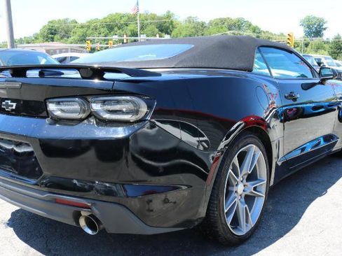 Used 2020 Chevrolet Camaro LT w/ RS Package RWD image 6