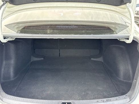 Used 2021 Toyota Corolla SE image 11