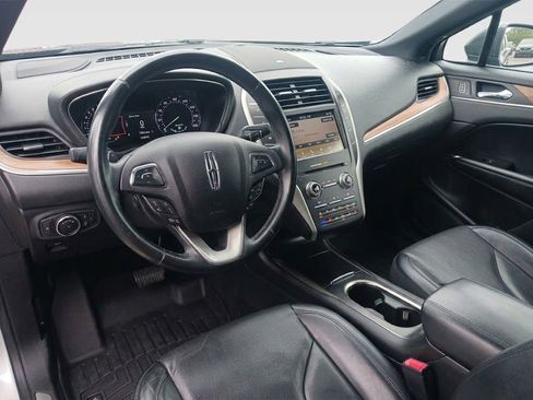 Used 2019 Lincoln MKC Reserve w/ MKC Technology Package FWD image 5