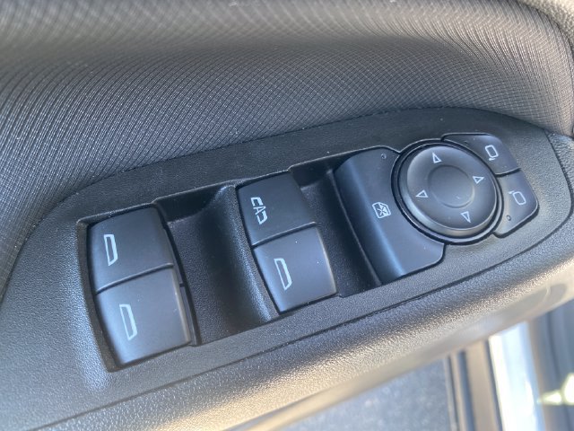 Used 2024 Chevrolet Equinox RS w/ LPO, Floor Liner Package FWD image 14