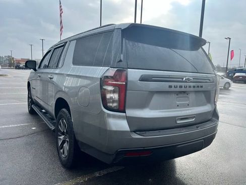 Used 2024 Chevrolet Suburban Z71 w/ Luxury Package image 6
