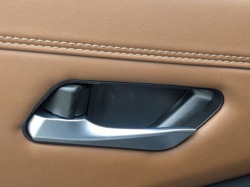 New 2026 Nissan Pathfinder Platinum image 27