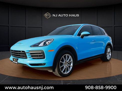 Used 2023 Porsche Cayenne AWD/4WD image 4