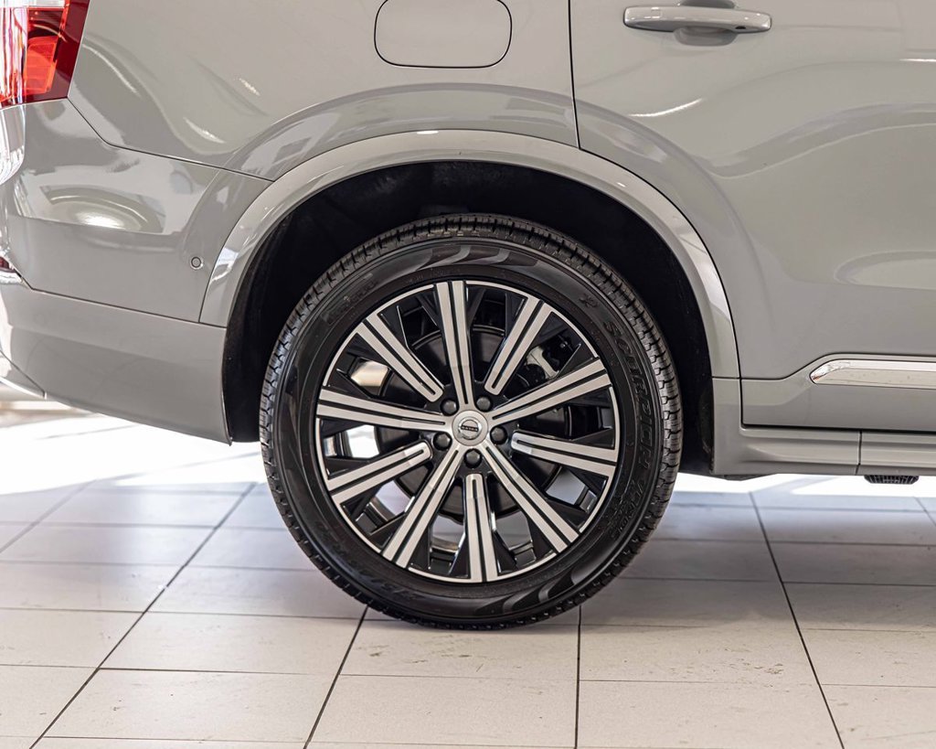Used 2025 Volvo XC90 B6 Plus AWD/4WD image 12