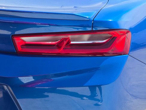 Used 2017 Chevrolet Camaro LT w/ RS Package RWD image 9