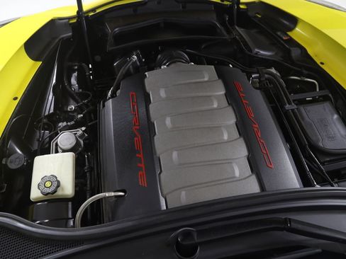Used 2016 Chevrolet Corvette Stingray Coupe RWD image 68