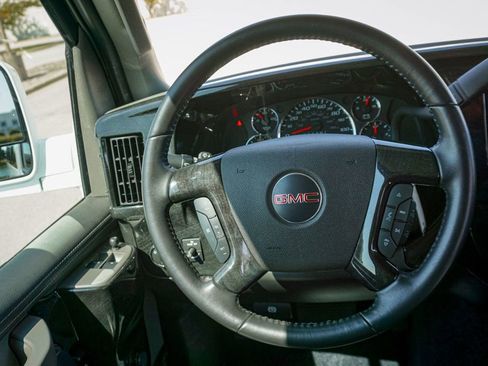 Used 2023 GMC Savana 2500 Extended image 12