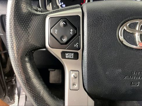 Used 2023 Toyota 4Runner Limited AWD/4WD image 10