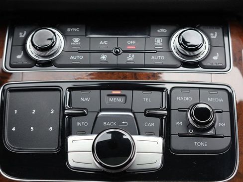 Used 2013 Audi A8 L 3.0T image 39